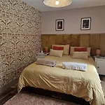 度假居 The Stables By Blake View Holidays, Comprising The Nest, The Drey, The Burrow And The Den, 3 Miles From Ennerdale